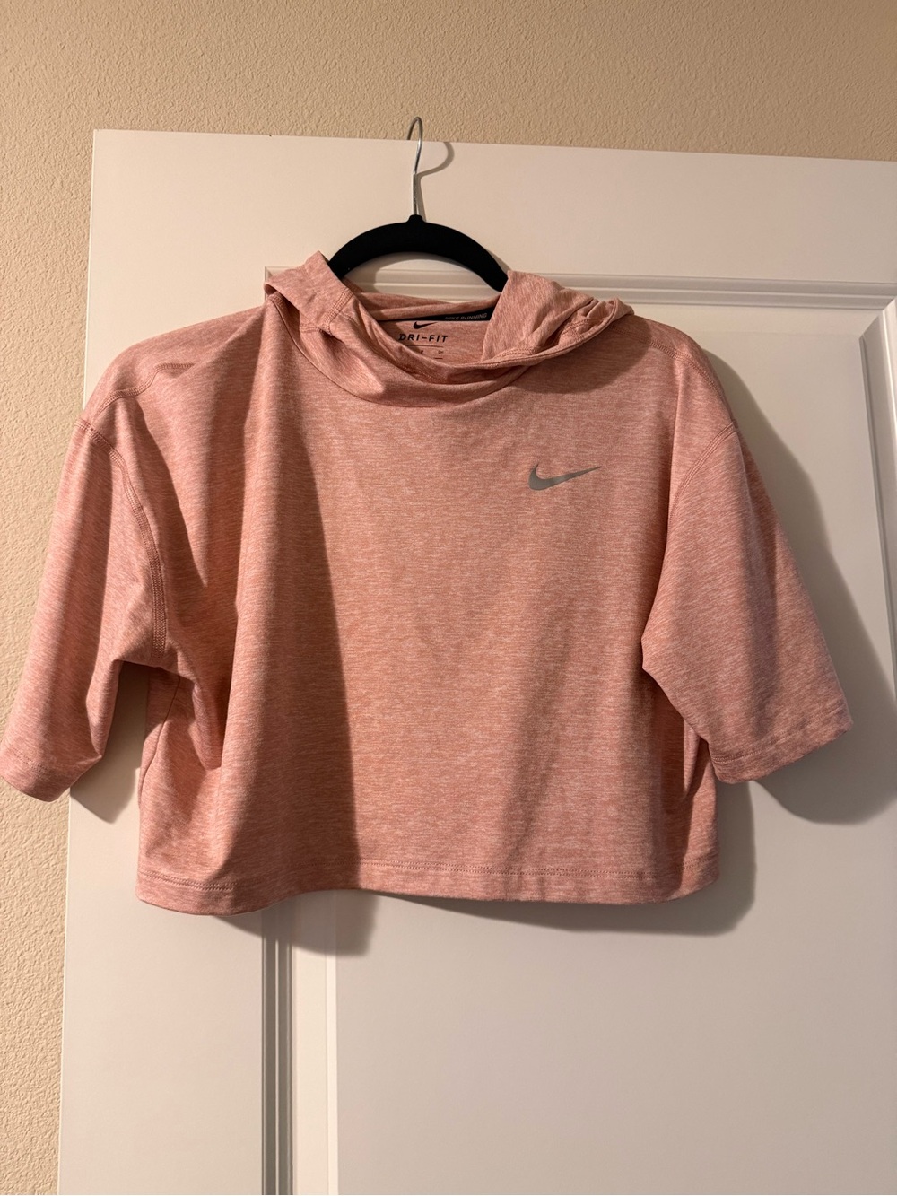 Nike Dri-FIT Cropped Hoodie - Dusty Pink